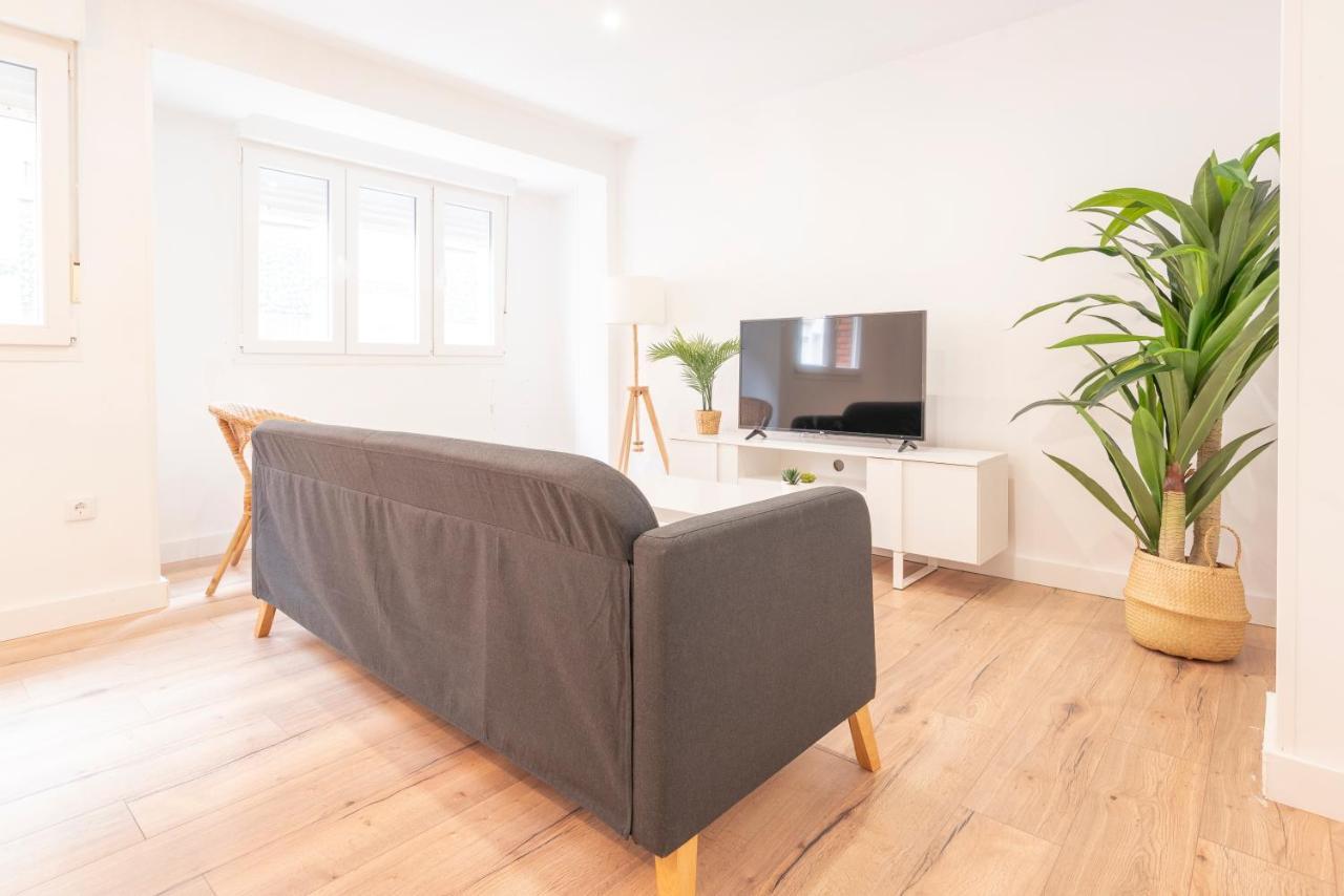 Apartamento Larra Хихон Екстериор снимка