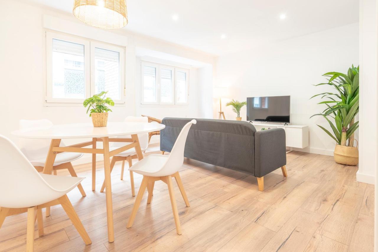 Apartamento Larra Хихон Екстериор снимка